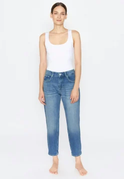 Boyfriend jeans in relaxed fit