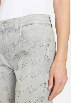 Boyfriend Jeans with rhinestones