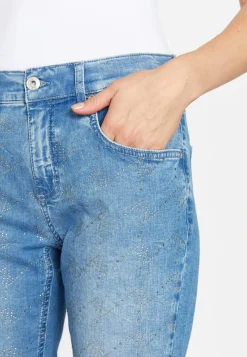 Boyfriend Jeans with rhinestones