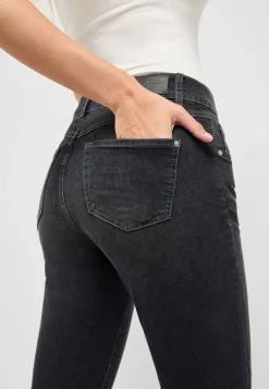 Jeans Capri TU with distressed look