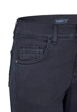 Jeans Dolly with solid design