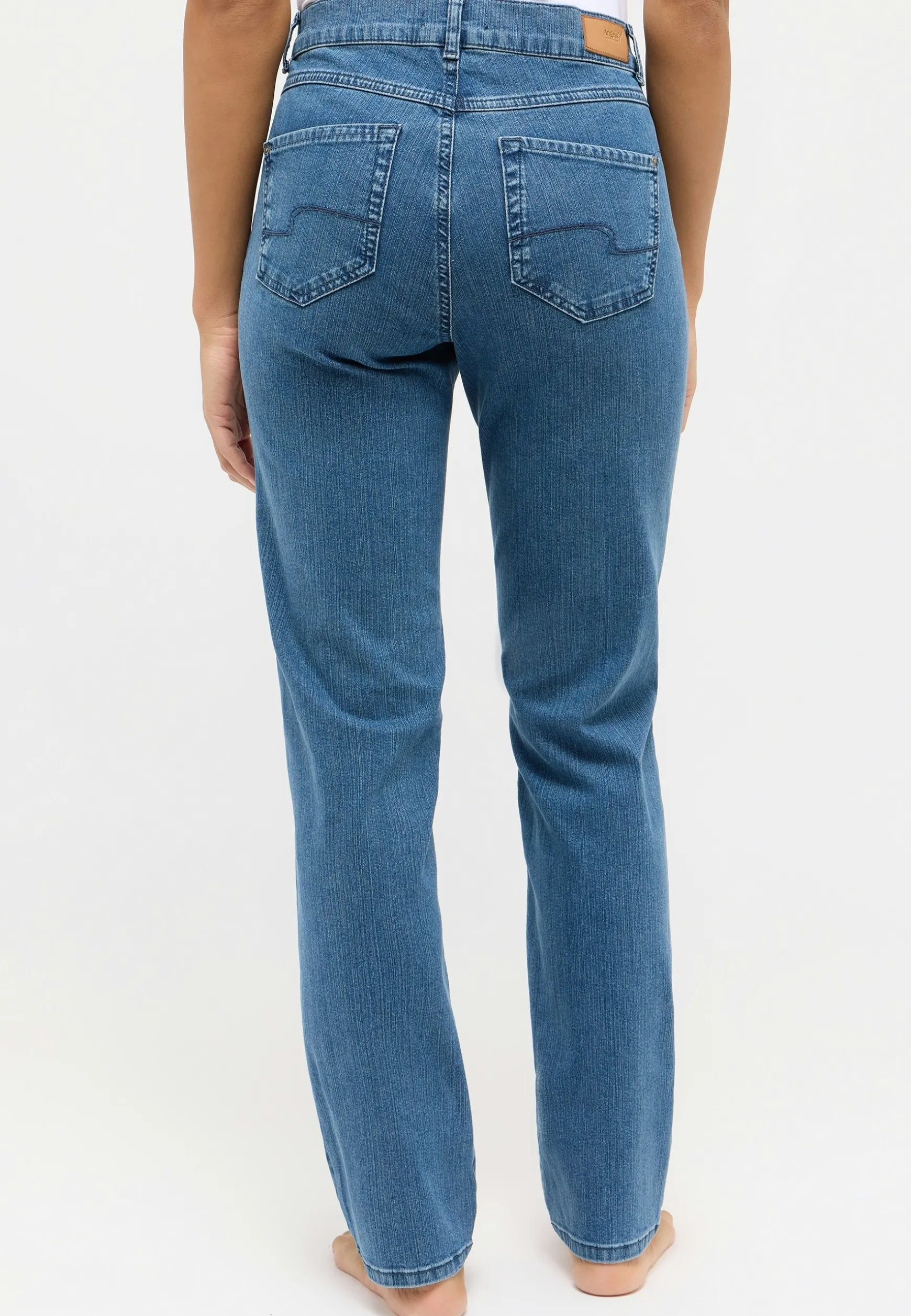 Jeans Dolly with sporty denim
