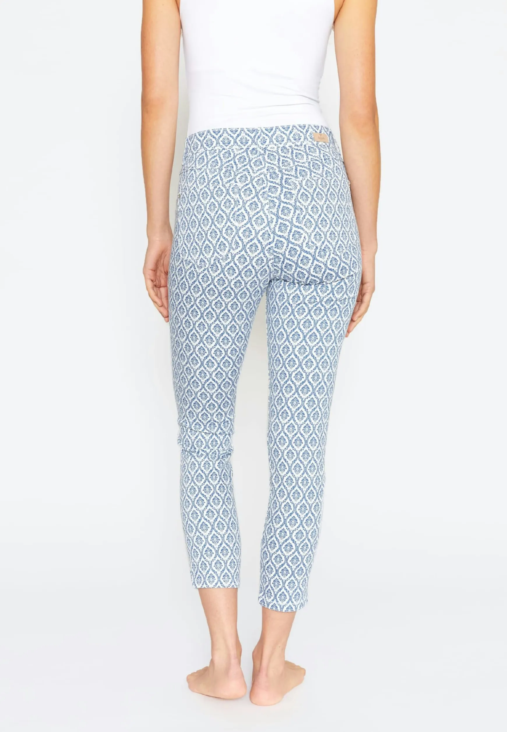 Pants Ornella with ornament print