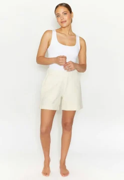 Shorts Maya in solid design