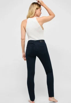 Skinny jeans with authentic denim