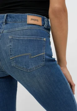 Skinny jeans with authentic denim