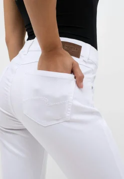 Skinny jeans with organic cotton